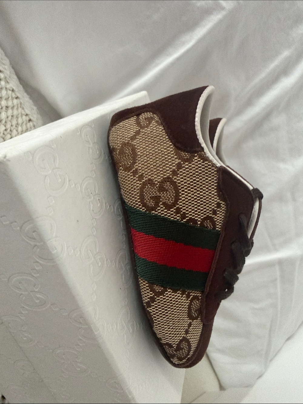 Gucci Baby Crib Shoes - Picture 3 of 6